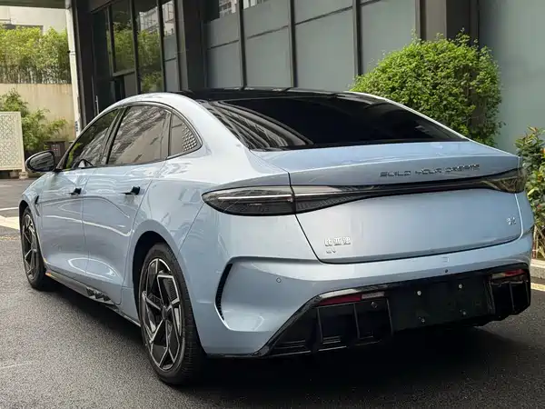 BYD Seal 2023