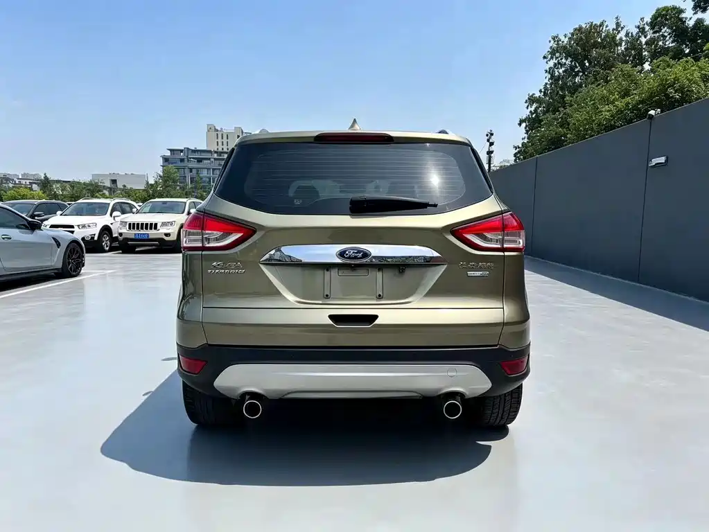 Ford Kuga 2015 — фото 5