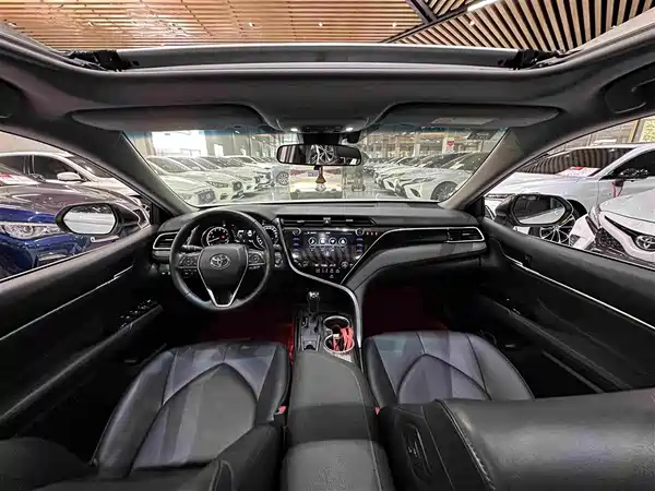 Toyota Camry 2020