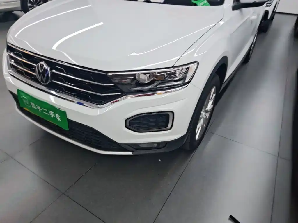 Volkswagen T-Roc 2021 — фото 18