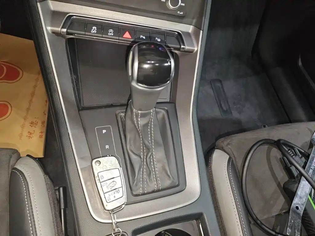 Audi Q3 2021 — фото 14