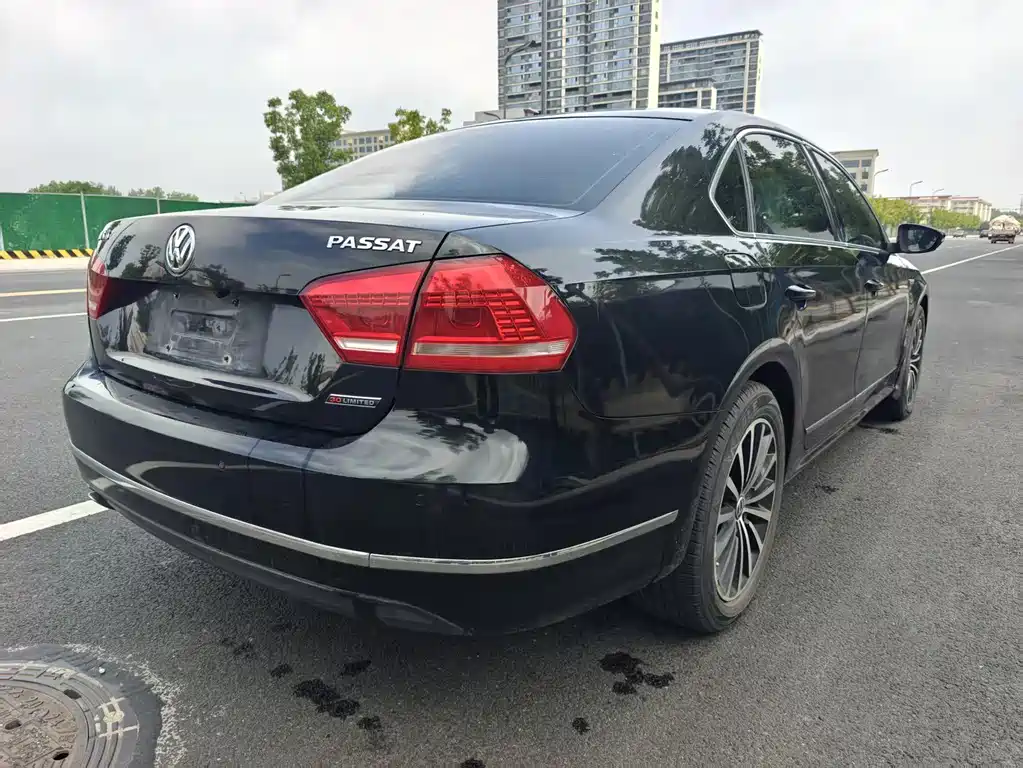 Volkswagen Passat 2015 — фото 9