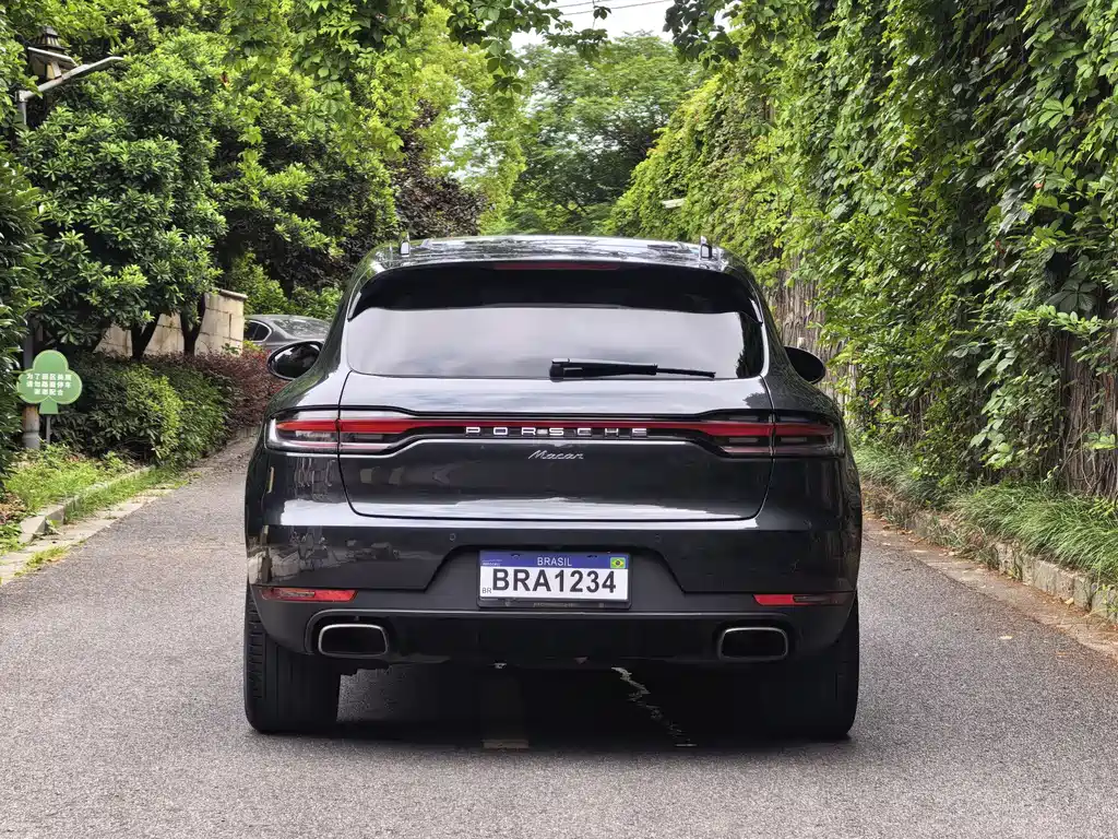 Porsche Macan 2020 — фото 12