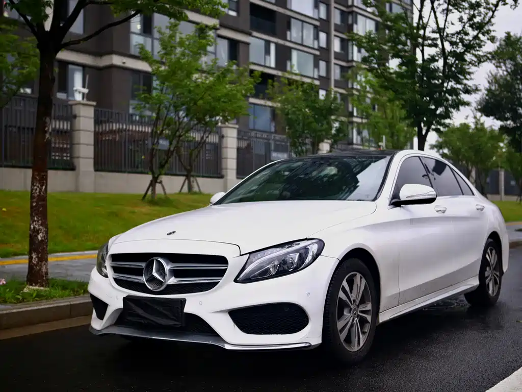 Mercedes-Benz C-Class 2018