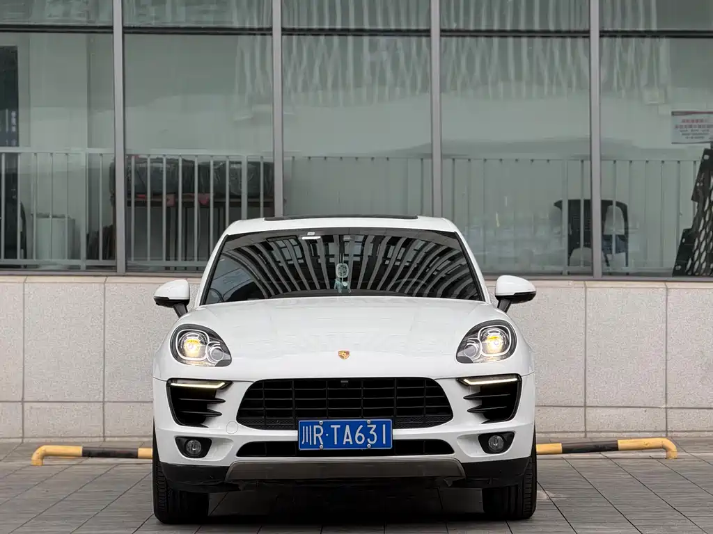 Porsche Macan 2016 — фото 4