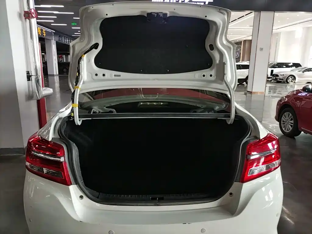 Toyota Vios 2018 — фото 19