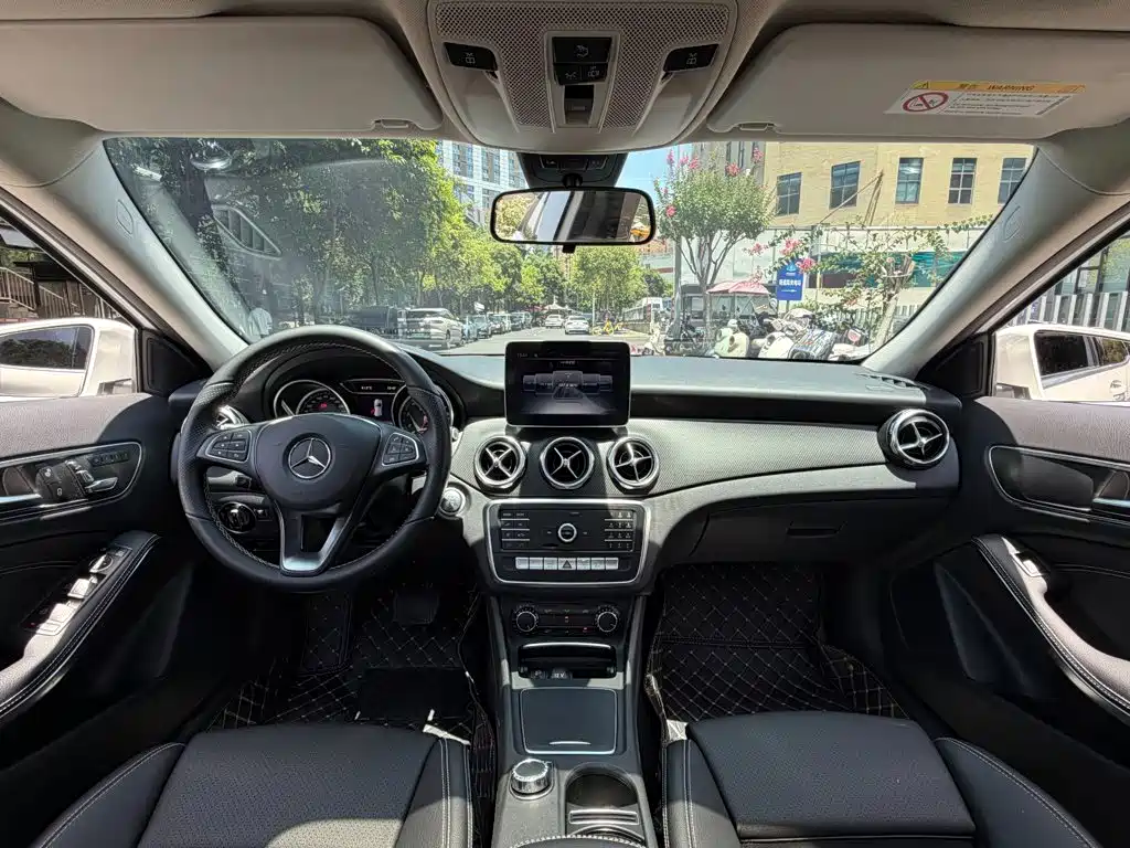 Mercedes-Benz GLA 2019 — фото 13