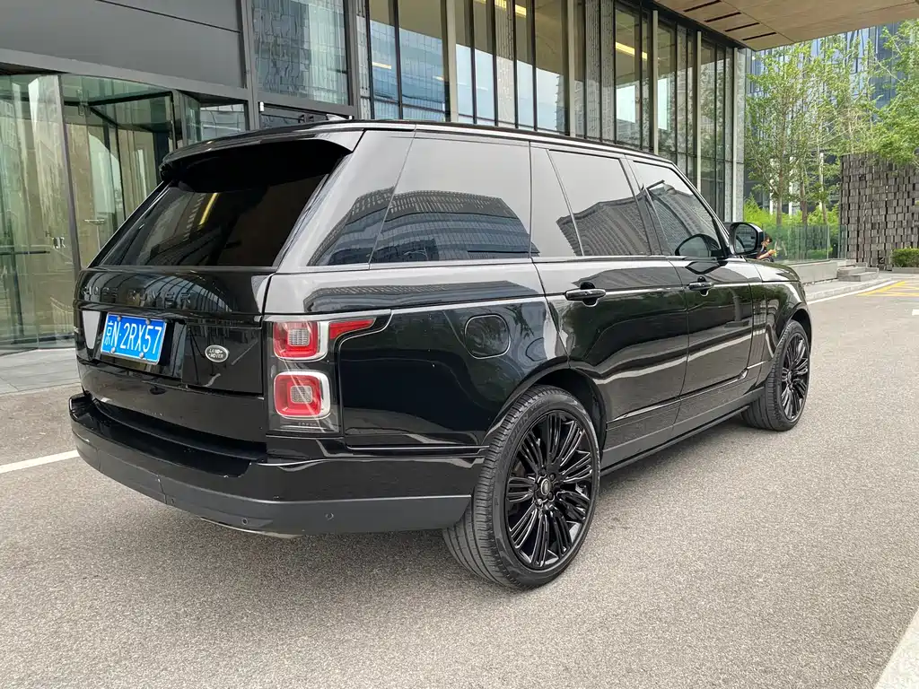 Land Rover Range Rover 2019 — фото 3