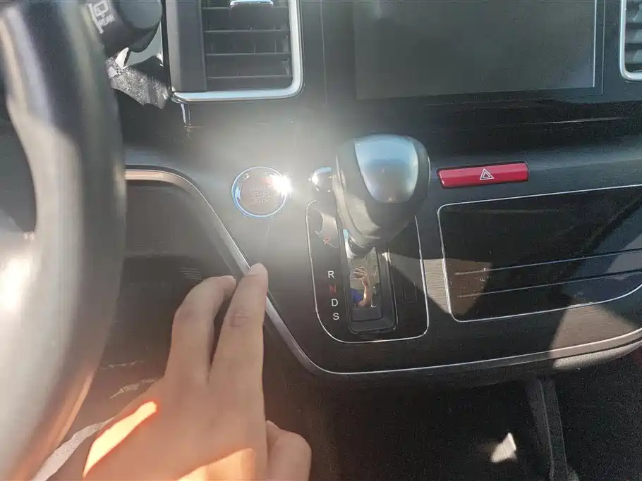 Honda Elysion 2019 — фото 16
