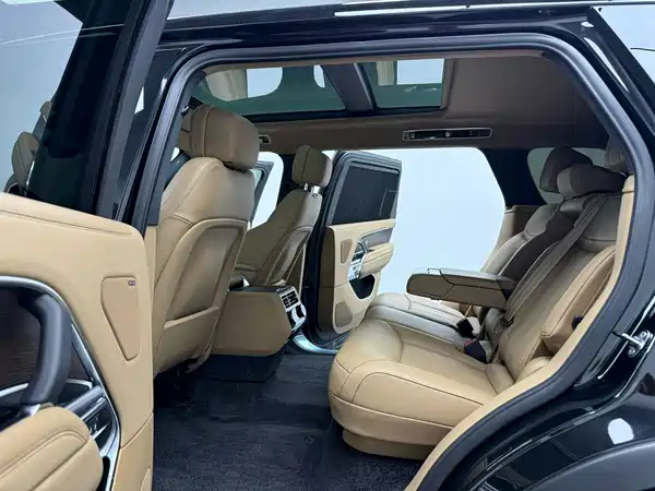 Land Rover Range Rover 2025