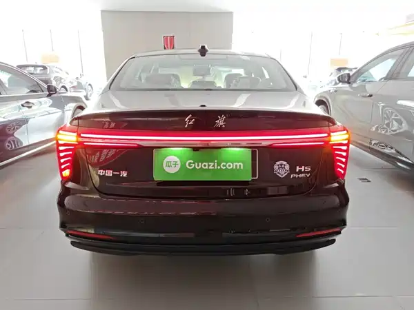 Hongqi H5 PHEV 2026