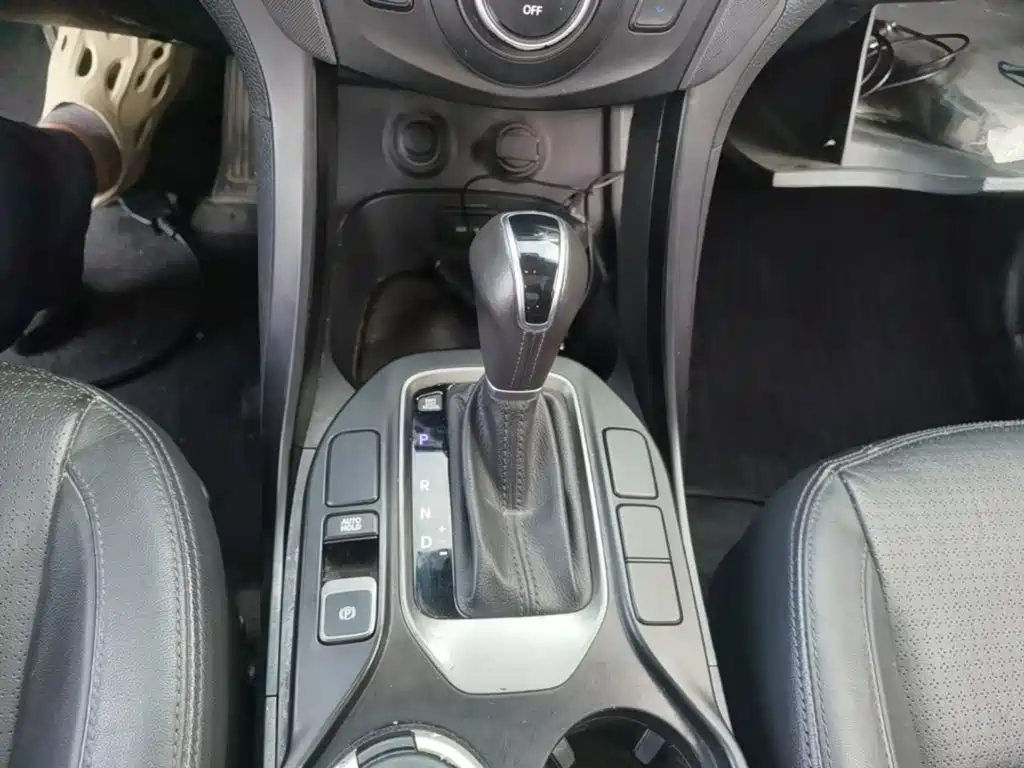 Hyundai Santa Fe 2016 — фото 14