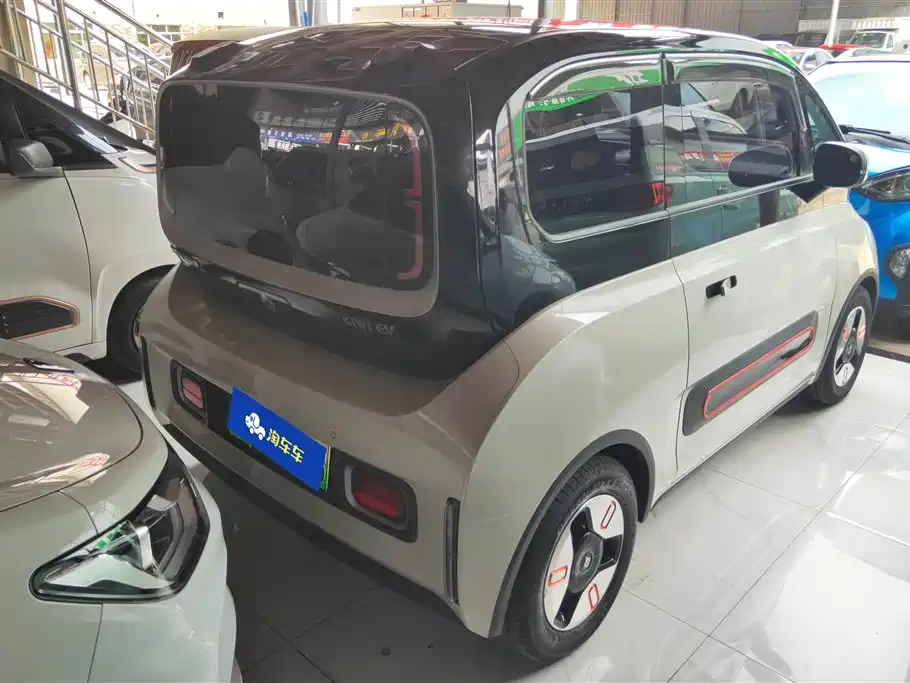 Baojun KiWi EV 2022 — фото 3