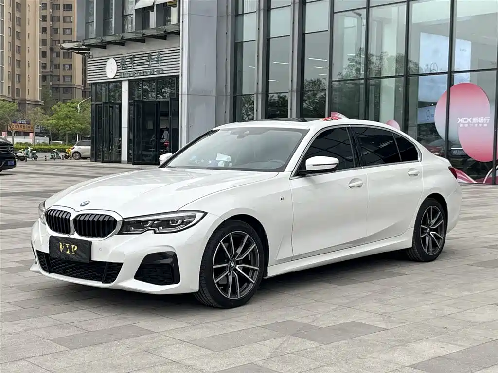 BMW 3 Series 2020 — фото 1