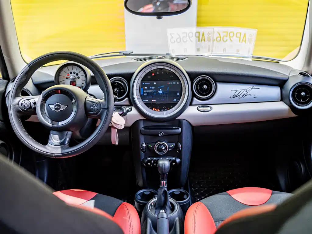 MINI Clubman 2013 — фото 10