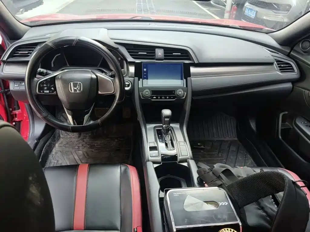 Honda Civic 2022 — фото 10