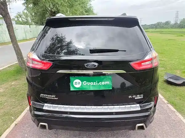 Ford Edge 2020