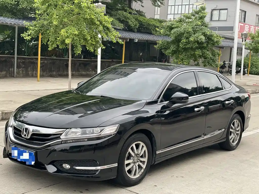 Honda Spirior 2016 — фото 1