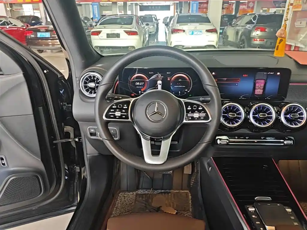 Mercedes-Benz GLB 2021 — фото 11
