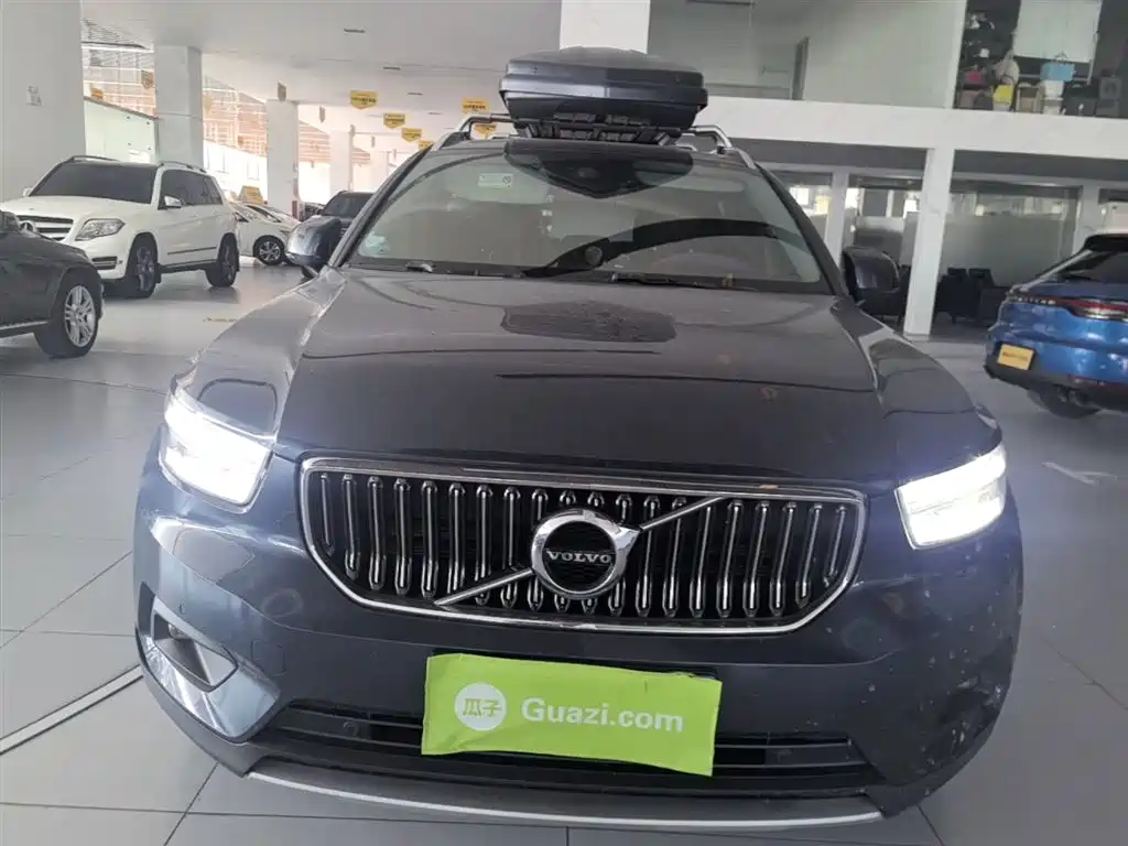 Volvo XC40 2019 — фото 3