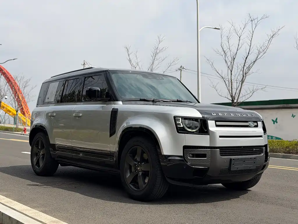 Land Rover Defender 2022 — фото 3