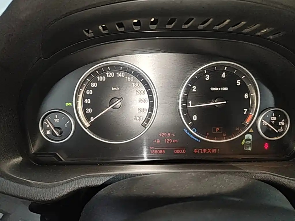 BMW X3 2016 — фото 12