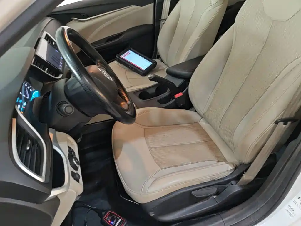 Buick Excelle 2017 — фото 15