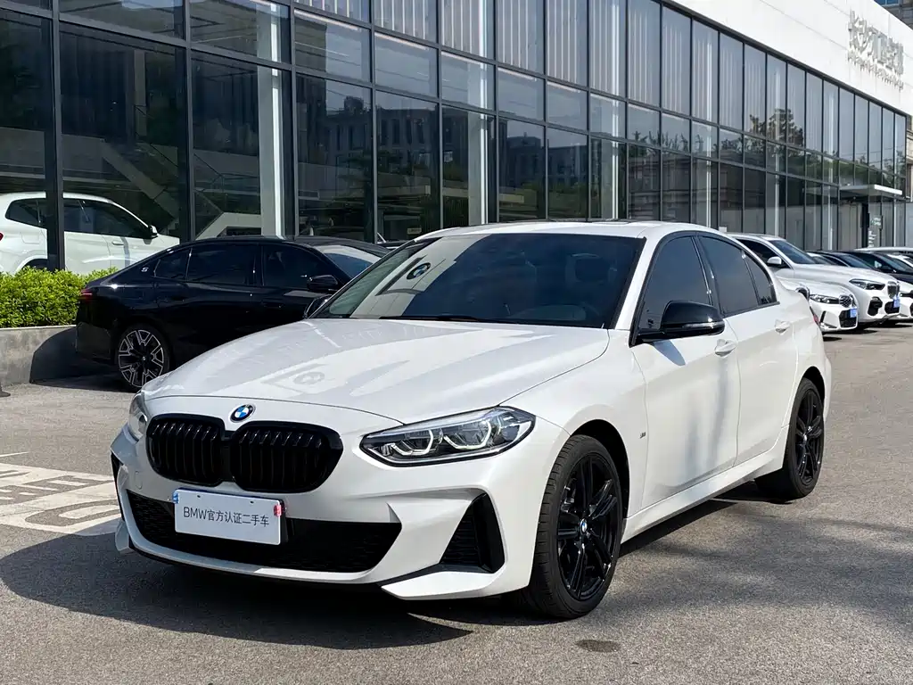 BMW 1 Series 2023