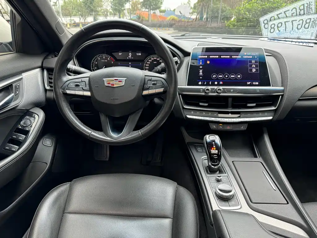 Cadillac CT5 2019 — фото 6
