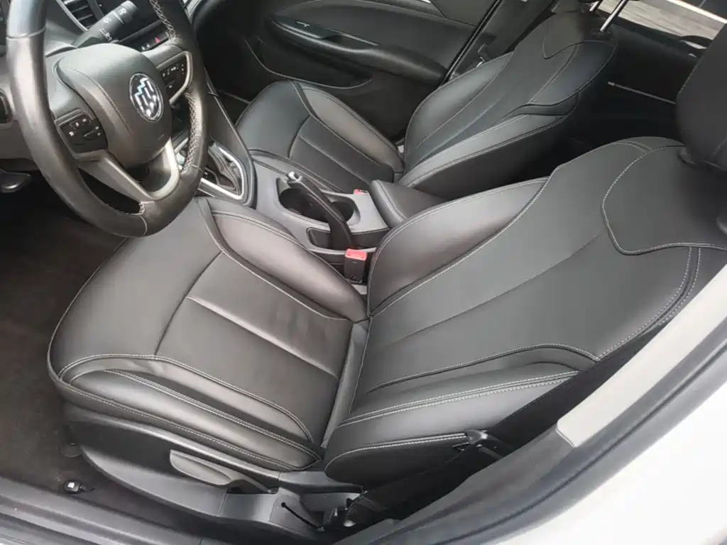 Buick Excelle 2018 — фото 15