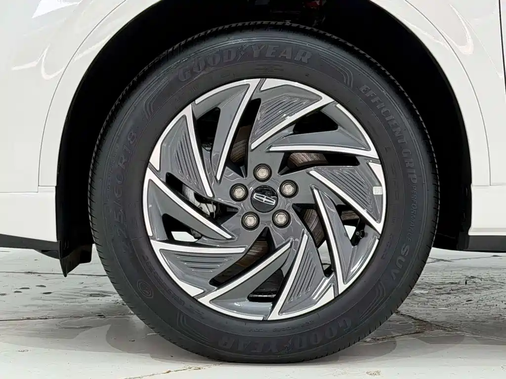 Lincoln Corsair 2025 — фото 11