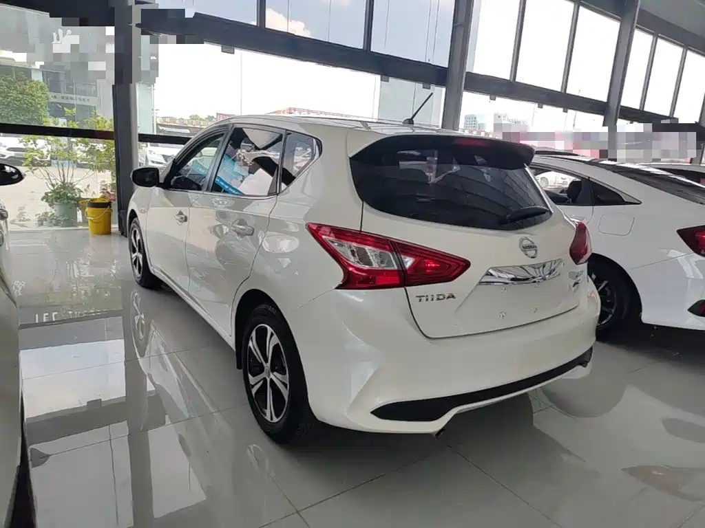 Nissan Tiida 2020