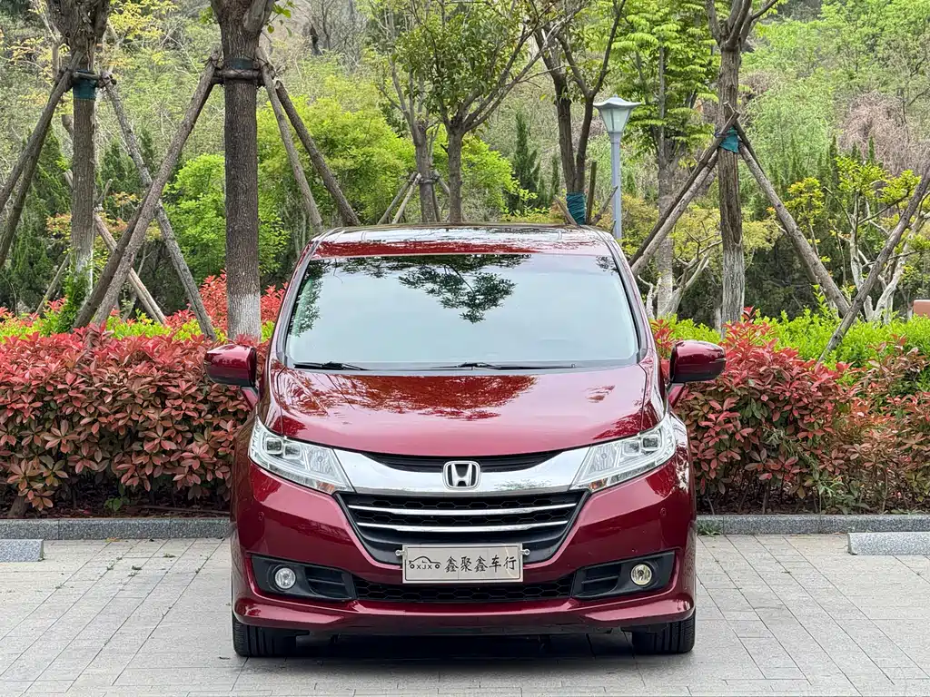 Honda Odyssey 2015 — фото 2