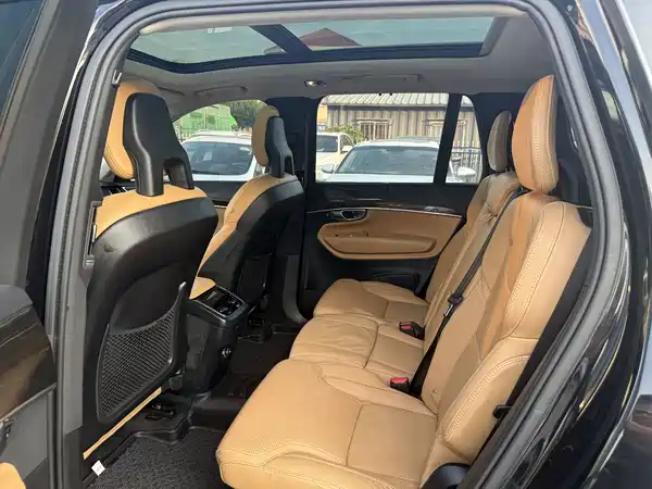 Volvo XC90 2016