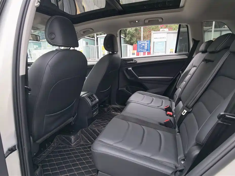 Volkswagen Tiguan L 2021 — фото 14