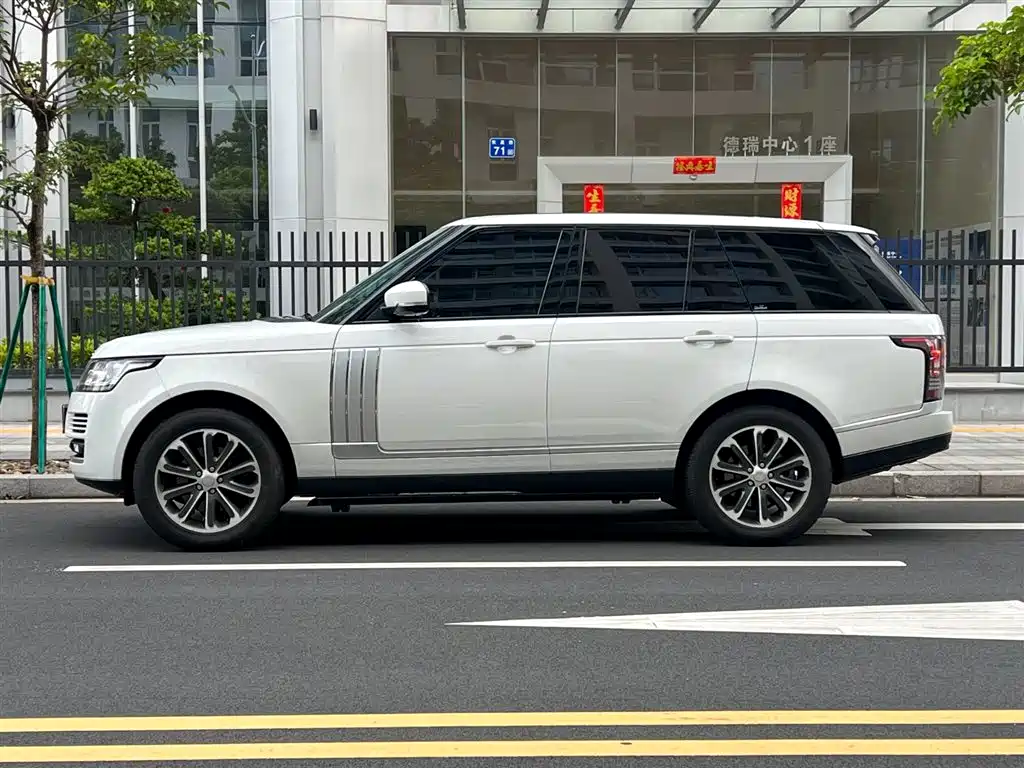 Land Rover Range Rover 2016 — фото 24
