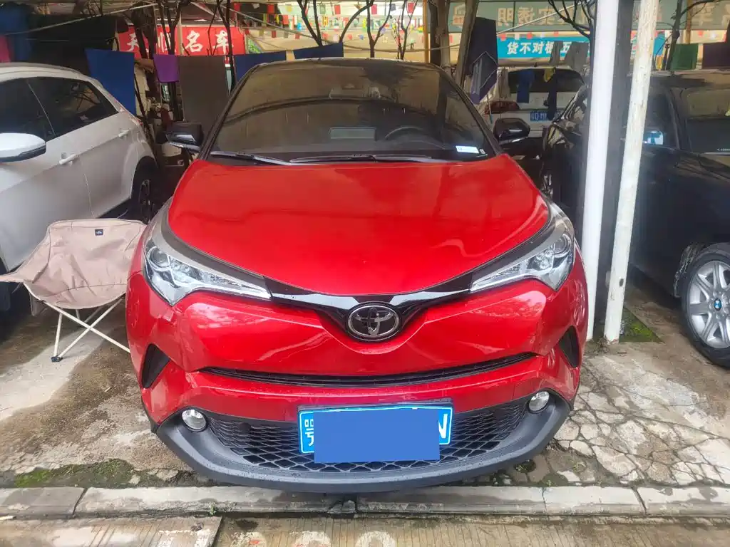 Toyota C-HR 2020 — фото 2