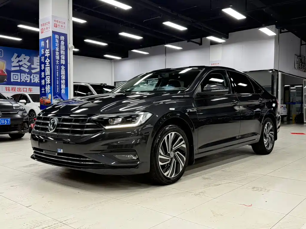 Volkswagen Sagitar 2022