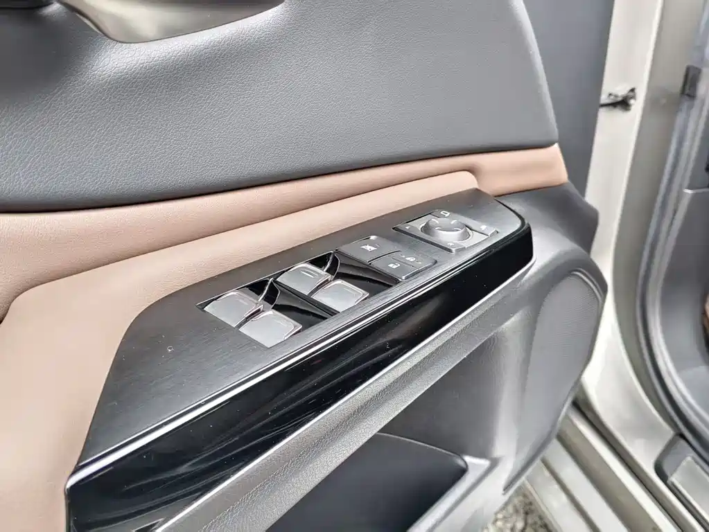 Lexus ES 2022 — фото 24
