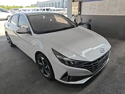 Hyundai Elantra 2022