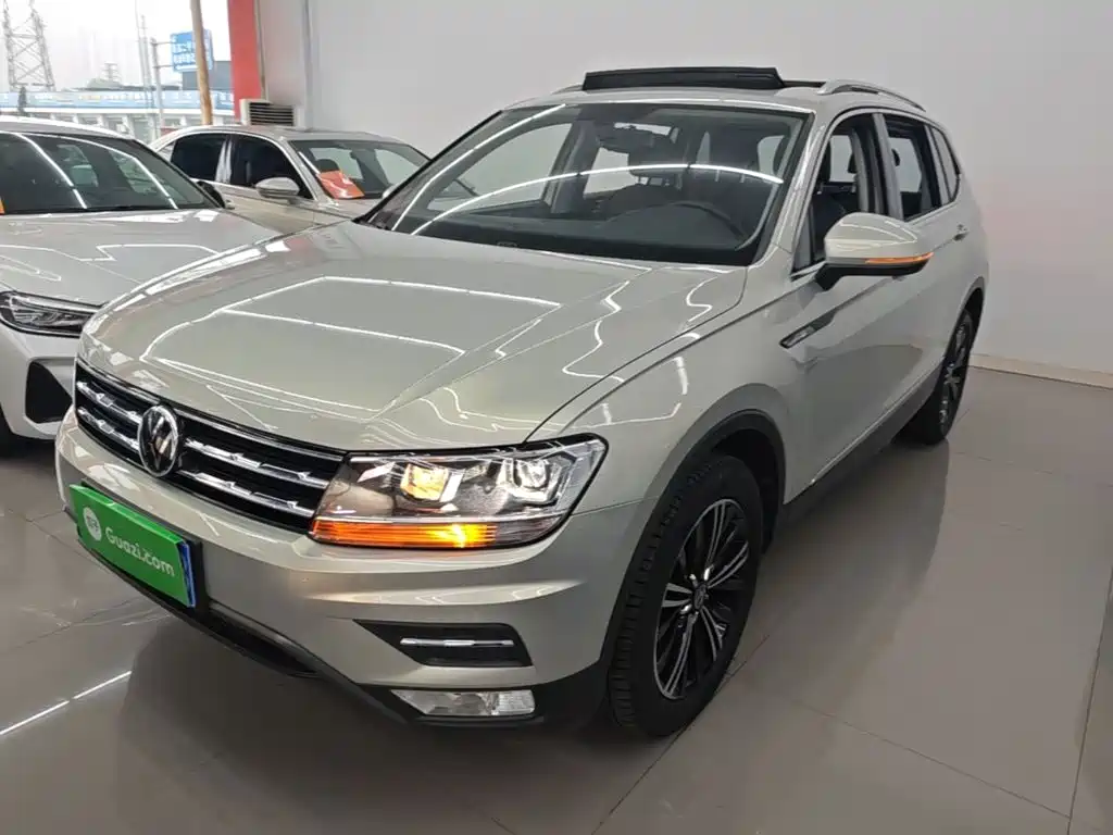 Volkswagen Tiguan L 2020 — фото 2