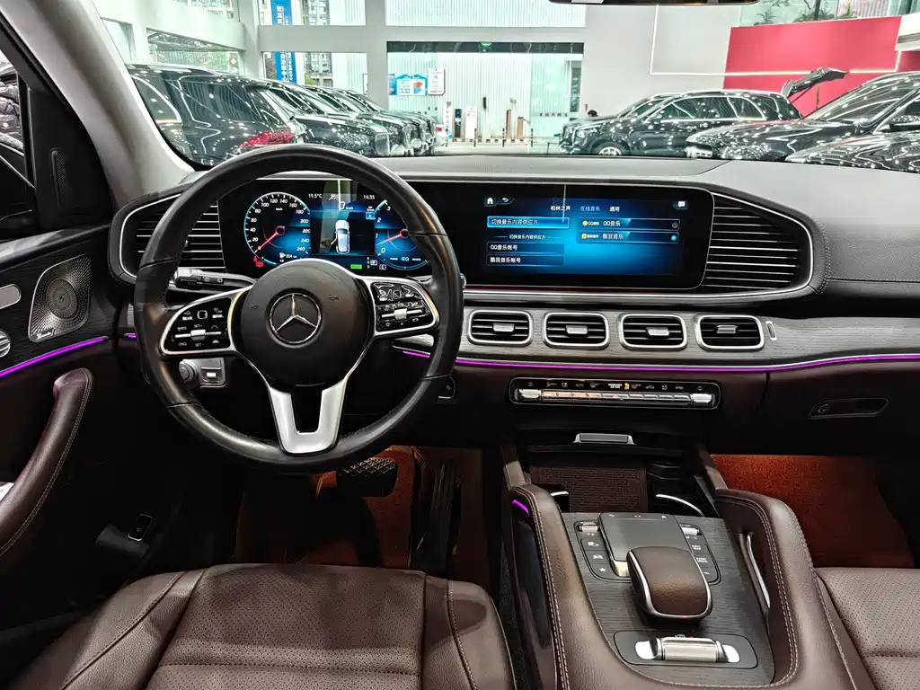 Mercedes-Benz GLE 2023 — фото 12