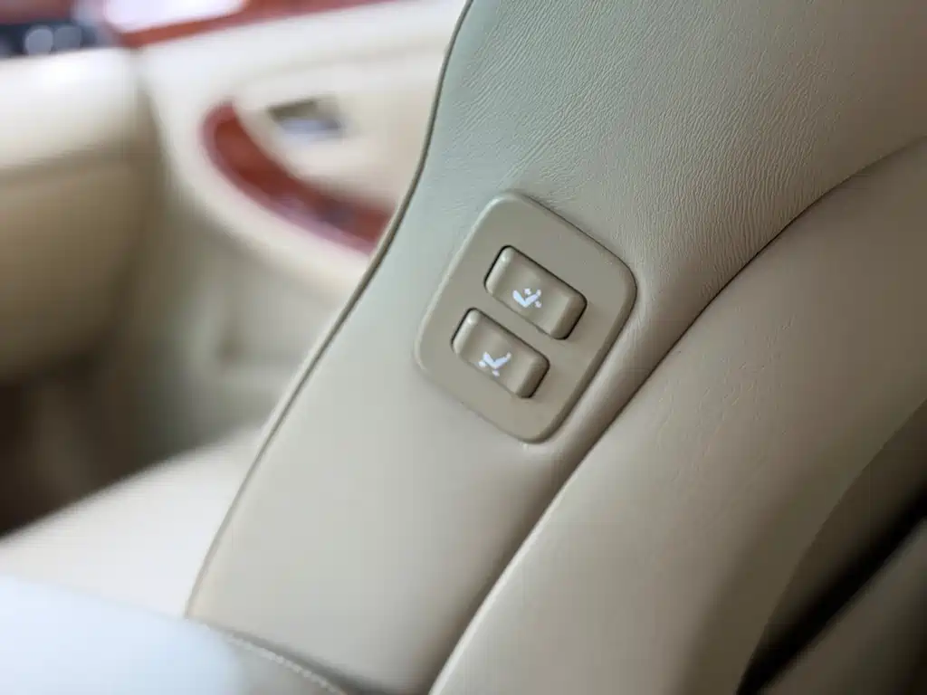 Toyota Crown 2009 — фото 25