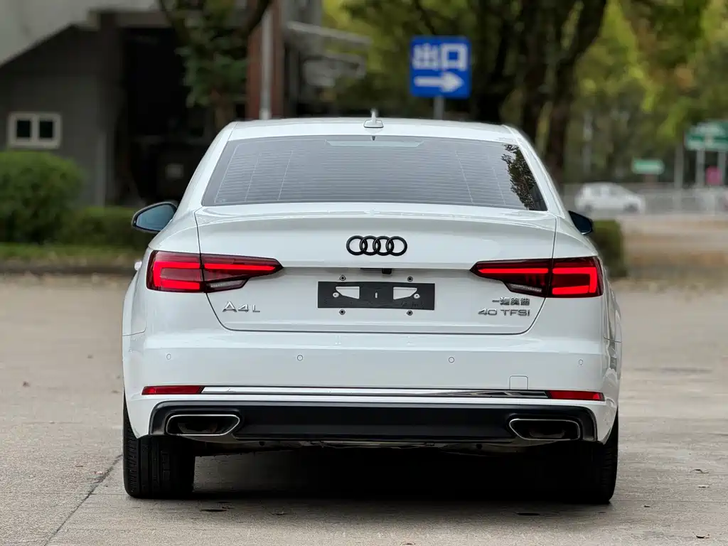 Audi A4L 2019 — фото 5
