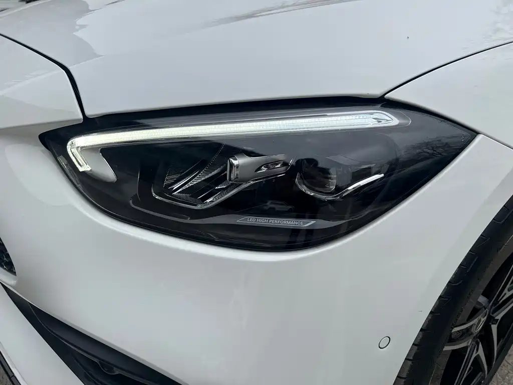 Mercedes-Benz C-Class 2023 — фото 19