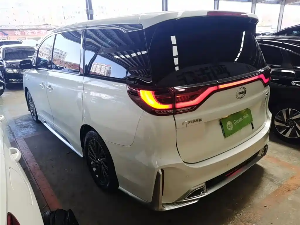 GAC Motor Trumpchi M8 2021 — фото 5