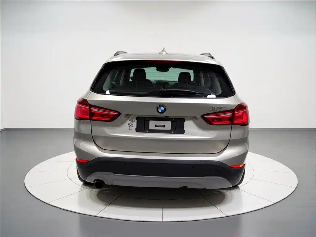 BMW X1 2016 — фото 6