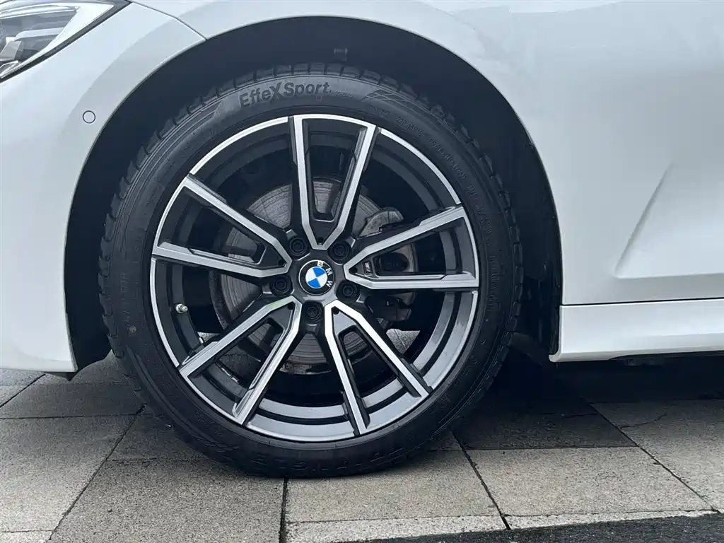 BMW 3 Series 2022 — фото 10