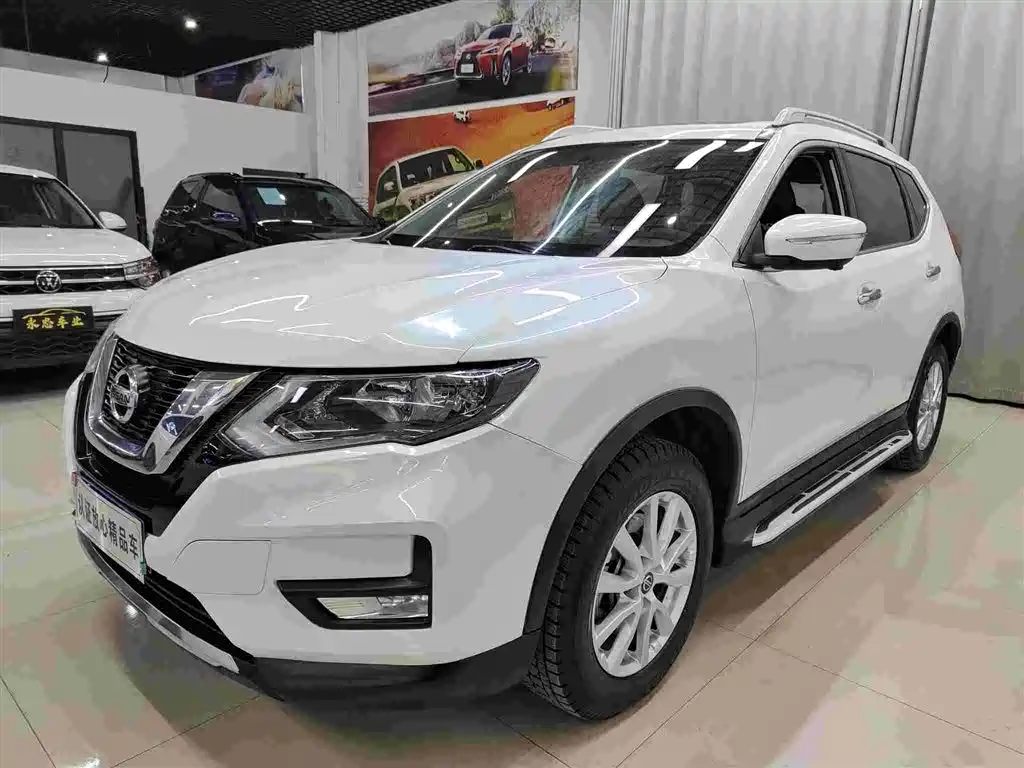 Nissan X-Trail 2018 — фото 1