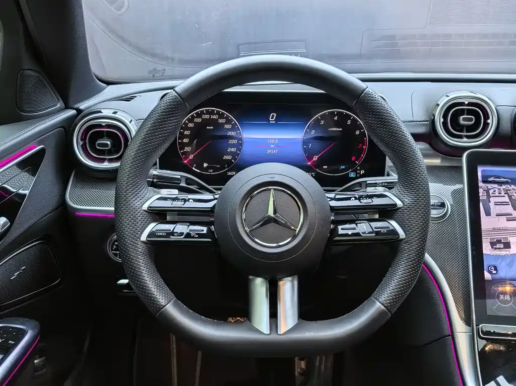 Mercedes-Benz C-Class 2024 — фото 21